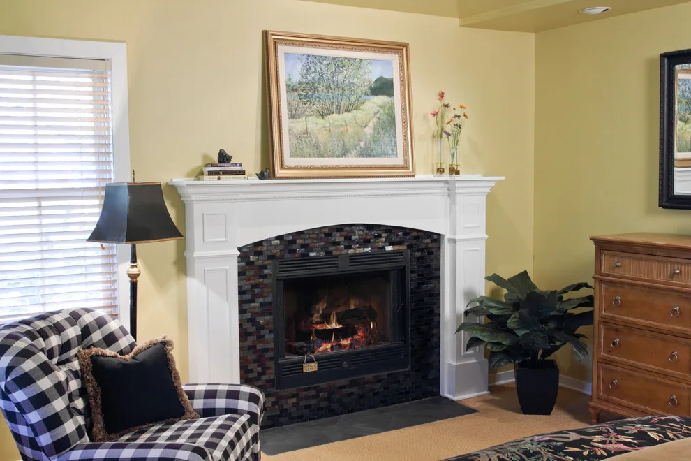 Villa on the Mountainside by Welcome Home Design Group - Photo 15