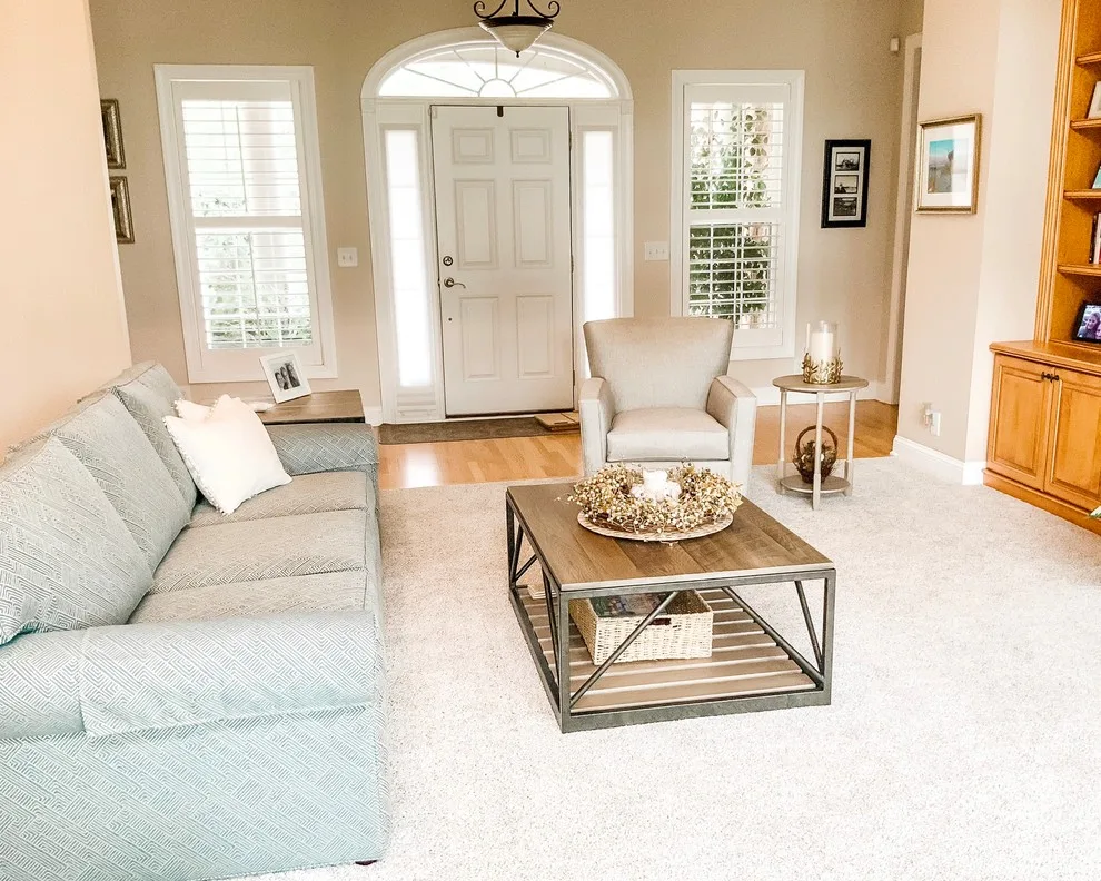Luminous Coastal Lounge by Karen Simmons Interiors - Photo 4