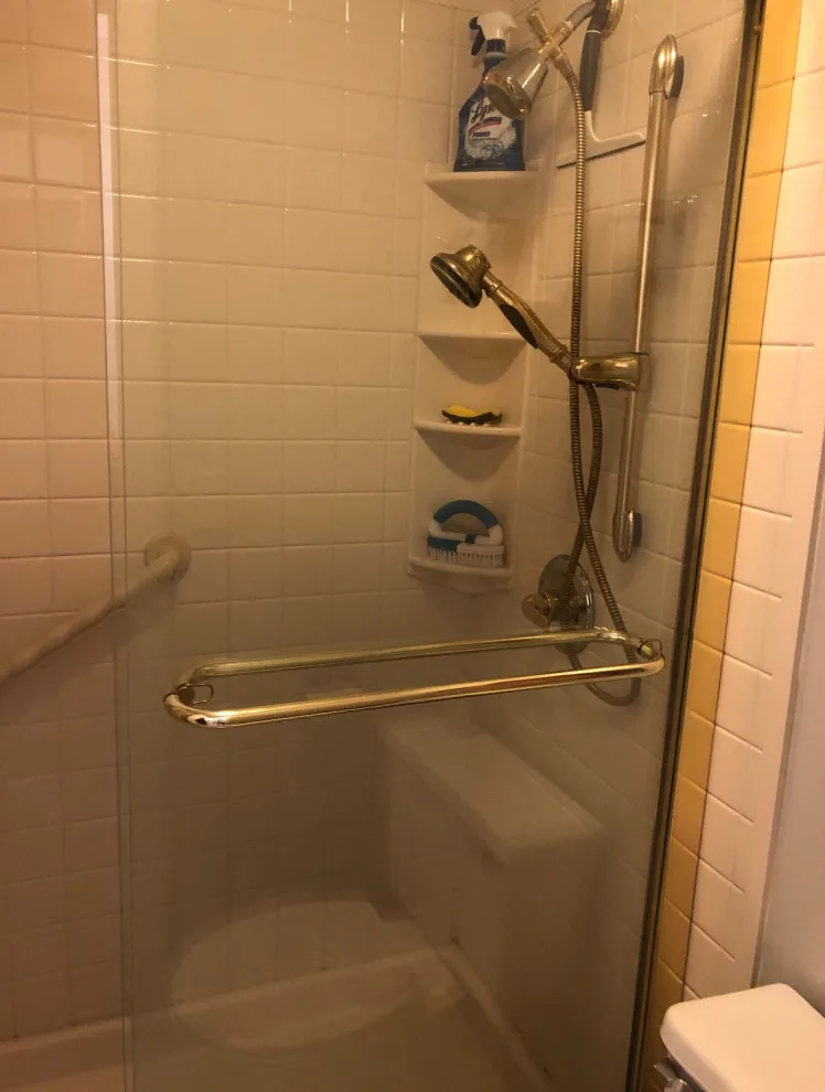 Restroom makeover by Alluring Designs Chicago - Photo 5