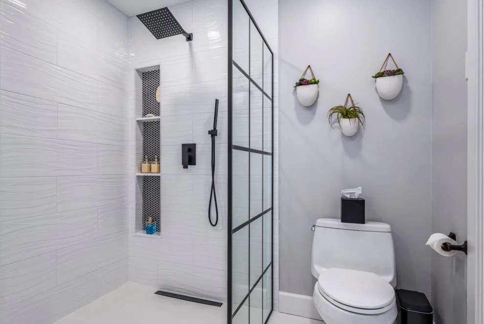 Restroom renovation by Tipp Interiors - Photo 3