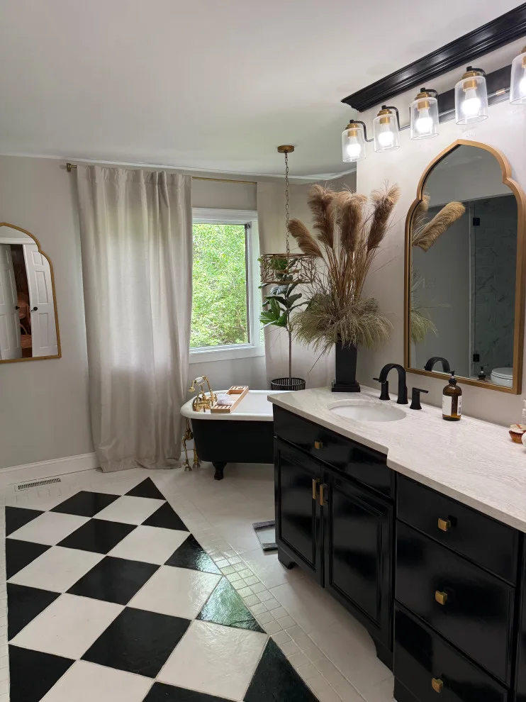 Herworth Restroom by Morfio Design LLC - Photo 3