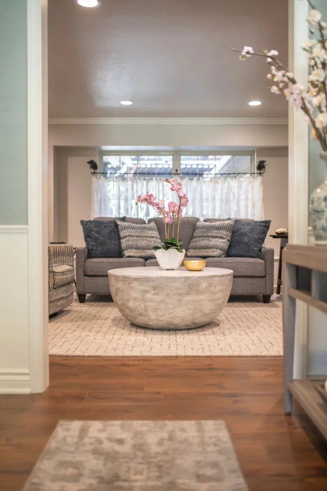 From seldom-used to our favorite space! by Holly Flinton Design Inc - Photo 2