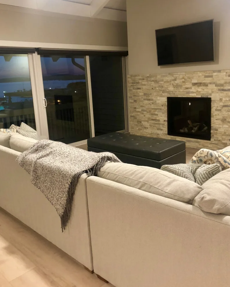 LC Condo by The Inner Structure Interior Design - Photo 6