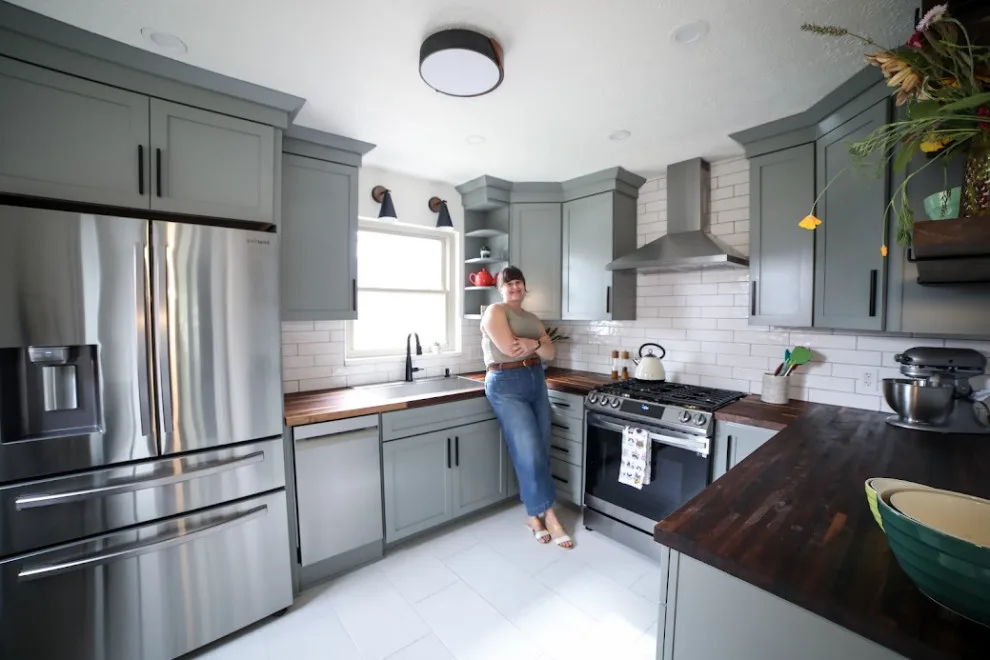 Compact Kitchen Makeover by Becca Robbins Interior Design - Photo 4