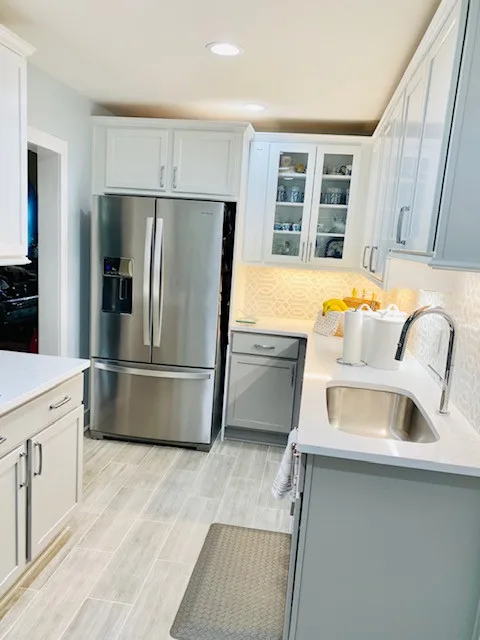 The little Kitchen that can by Creative Interior Designs By Lynda LLC - Photo 8