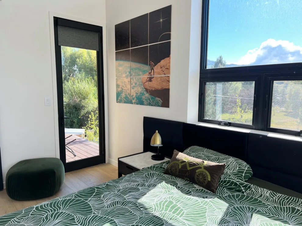 This Fresh Residence Showcases the Latest Design Trends by Vital Space Designs - Photo 73