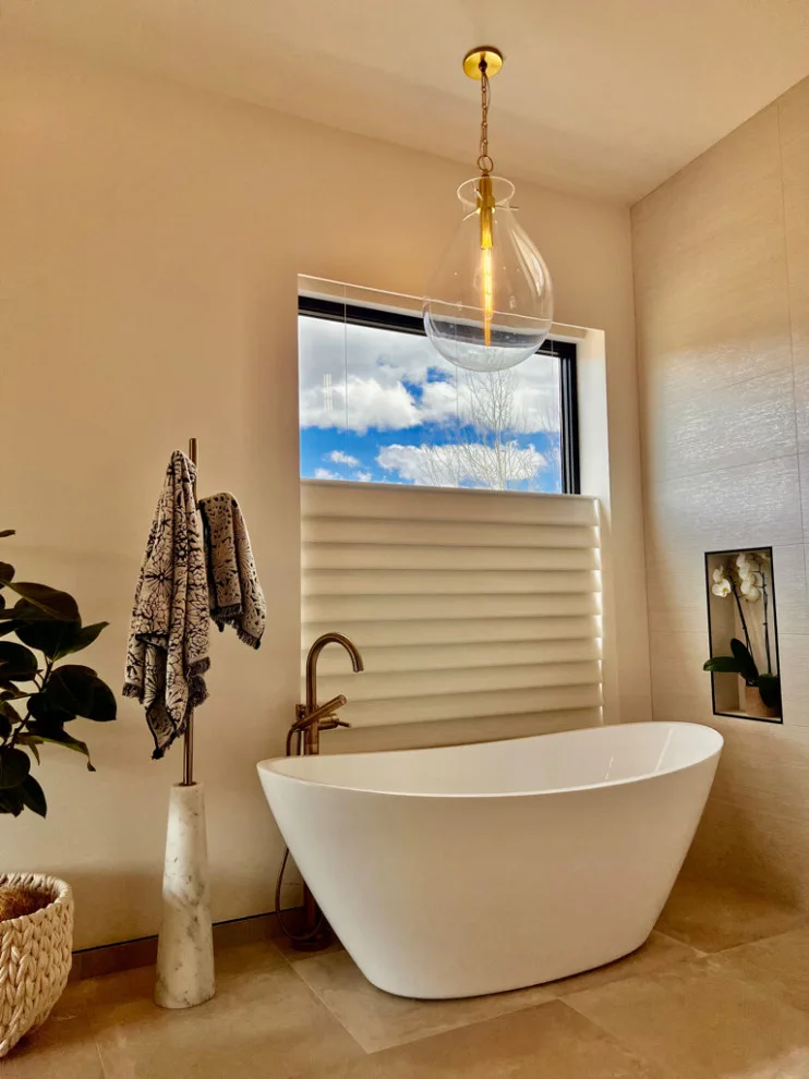 This Fresh Residence Showcases the Latest Design Trends by Vital Space Designs - Photo 27