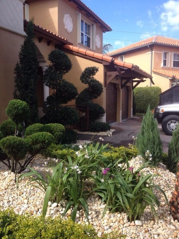 GreenWalls 305, LLC - Photo 2