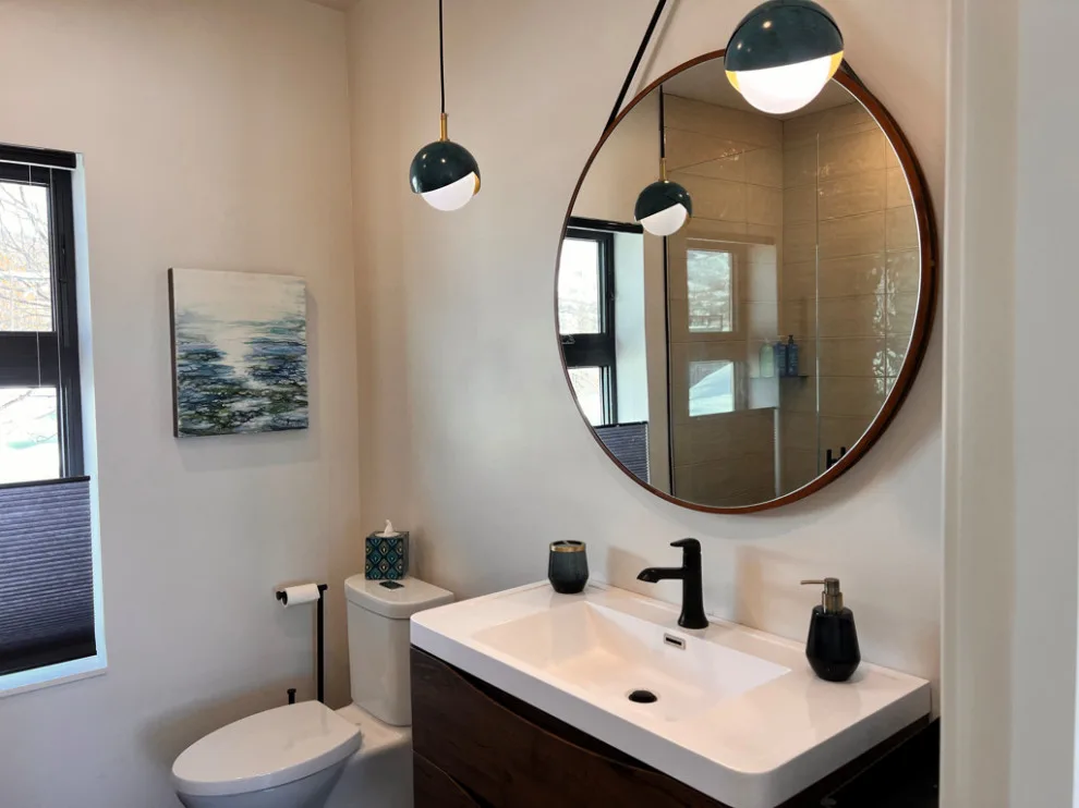 This Fresh Residence Showcases the Latest Design Trends by Vital Space Designs - Photo 11
