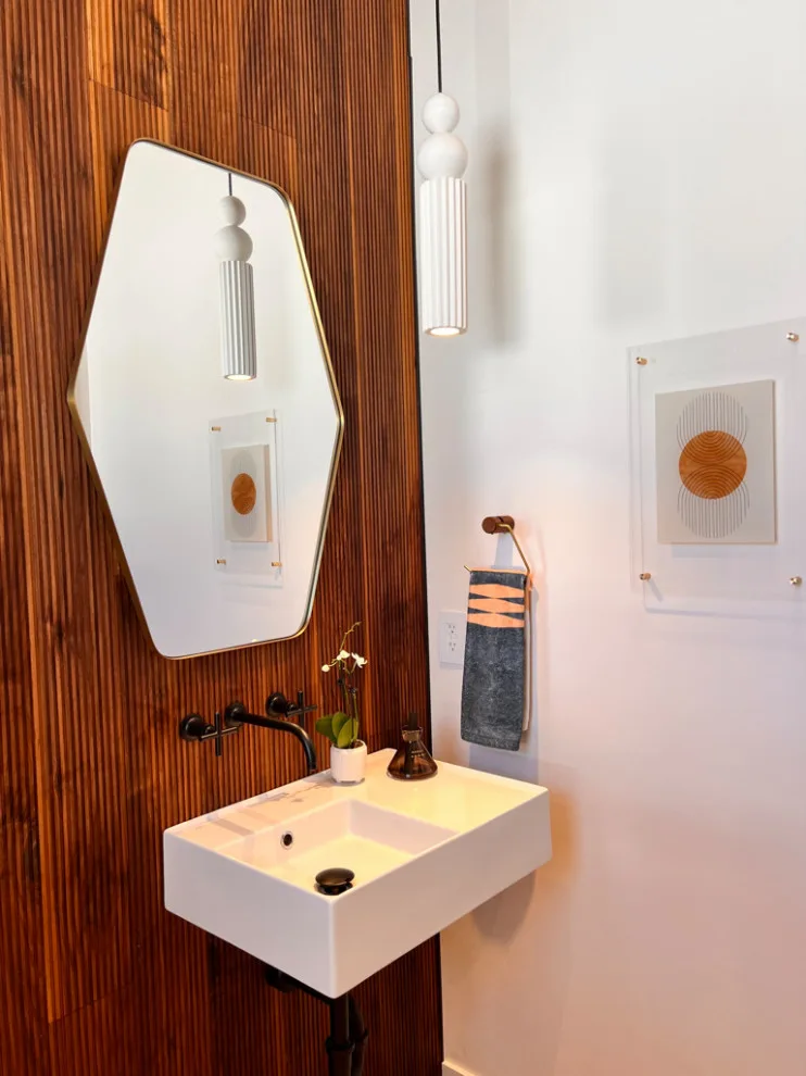 This Fresh Residence Showcases the Latest Design Trends by Vital Space Designs - Photo 66