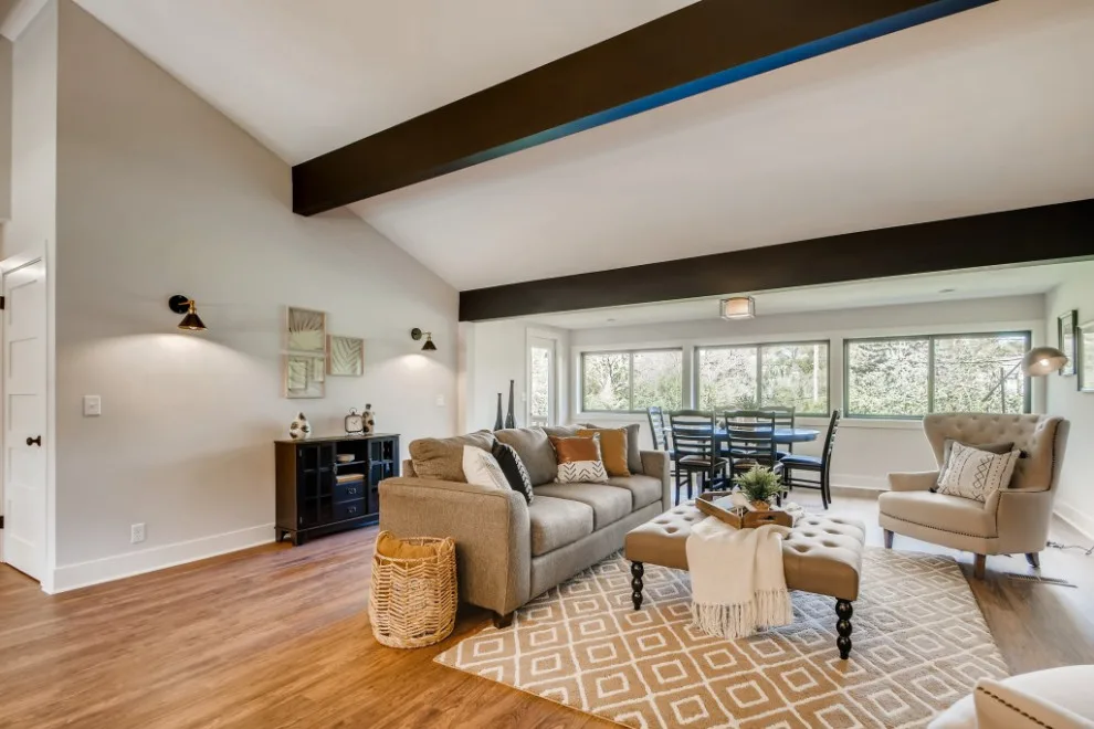 Interior Decoration and Setup by Well-Designed Interior Design And Home Staging - Photo 13