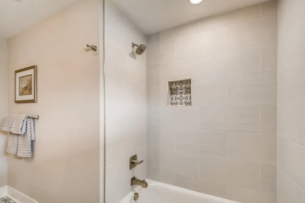 Interior Decoration and Setup by Well-Designed Interior Design And Home Staging - Photo 38