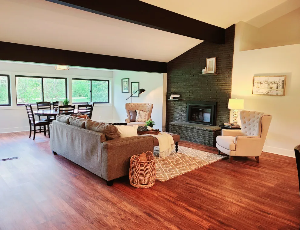Interior Decoration and Setup by Well-Designed Interior Design And Home Staging - Photo 32