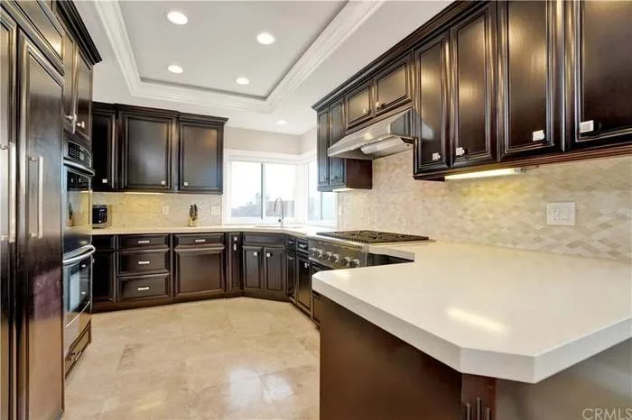 Interior Decoration by HOM Staging & Design - Photo 36