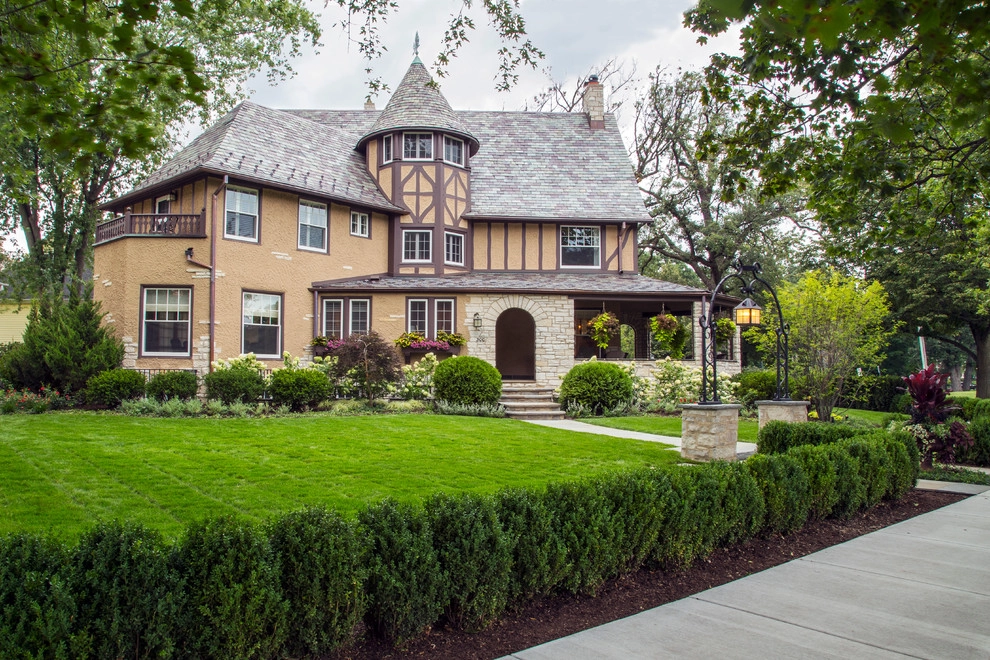 Historic Evanston Retreat by Greenwise Organic Lawn Care And Landscape Design - Photo 18