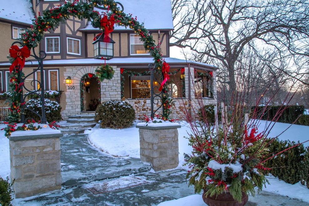 Historic Evanston Retreat by Greenwise Organic Lawn Care And Landscape Design - Photo 3