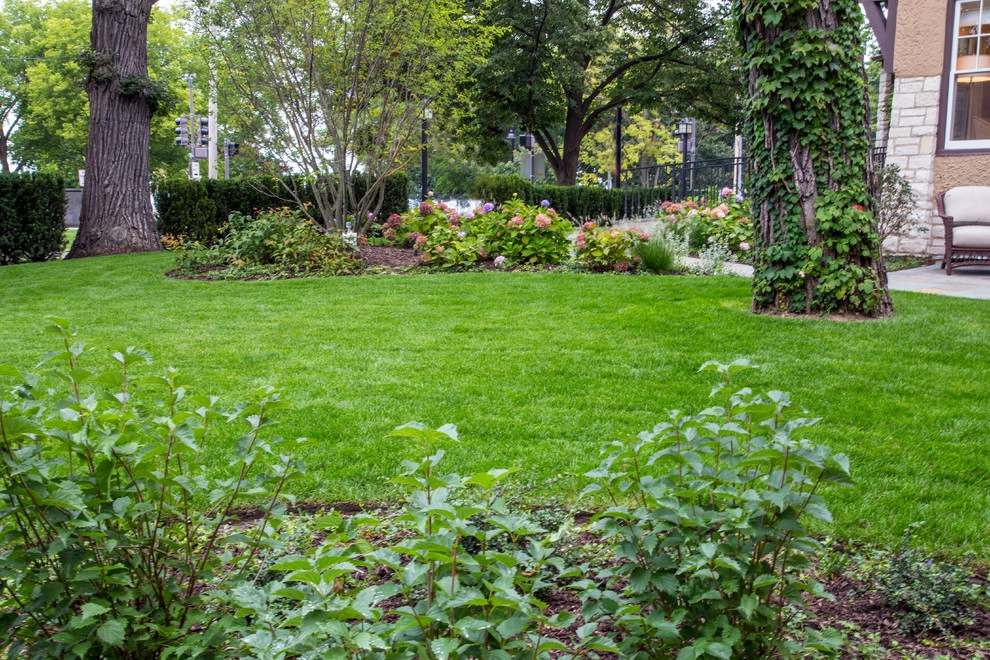 Historic Evanston Retreat by Greenwise Organic Lawn Care And Landscape Design - Photo 28