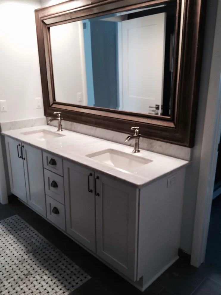 Maritime-Inspired Bathroom Renovation by Tanya Rynicke Interiors, LLC - Photo 11