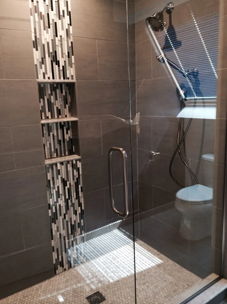 Maritime-Inspired Bathroom Renovation by Tanya Rynicke Interiors, LLC - Photo 16