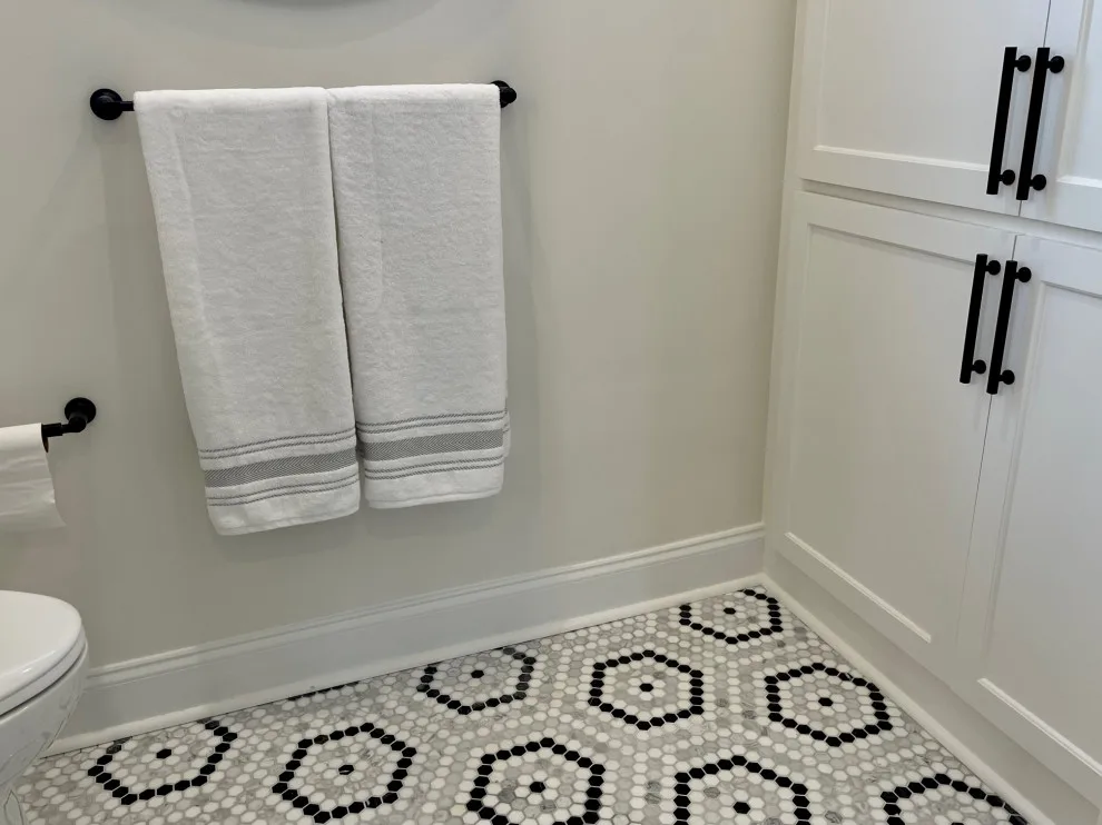 Annandale Kitchen and Main Bathroom Remodel by Samantha Smith Designs - Photo 13