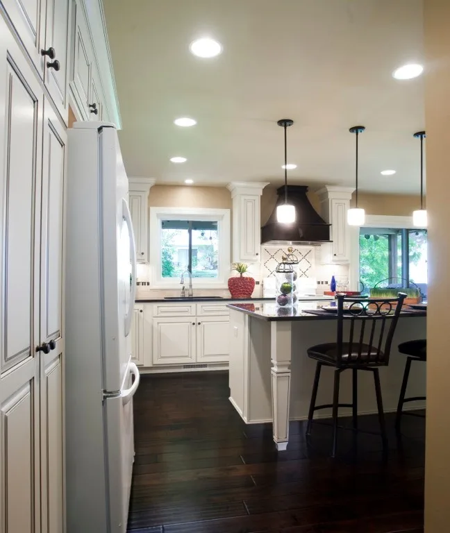 Omaha Classic Kitchen Renovation by Designer's Touch - Photo 4