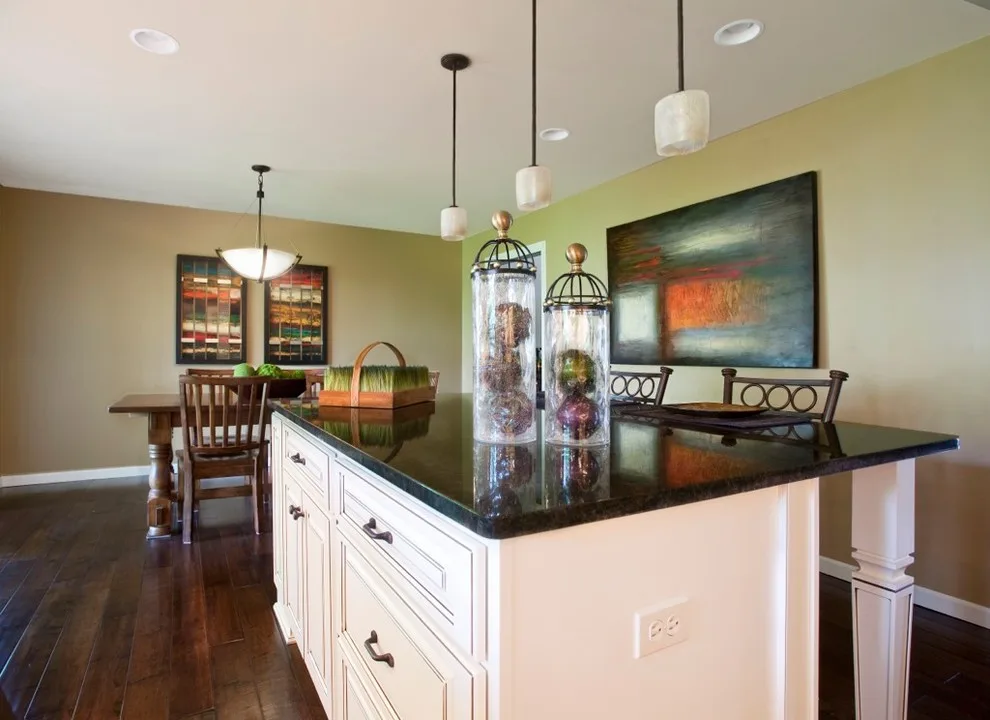 Omaha Classic Kitchen Renovation by Designer's Touch - Photo 7