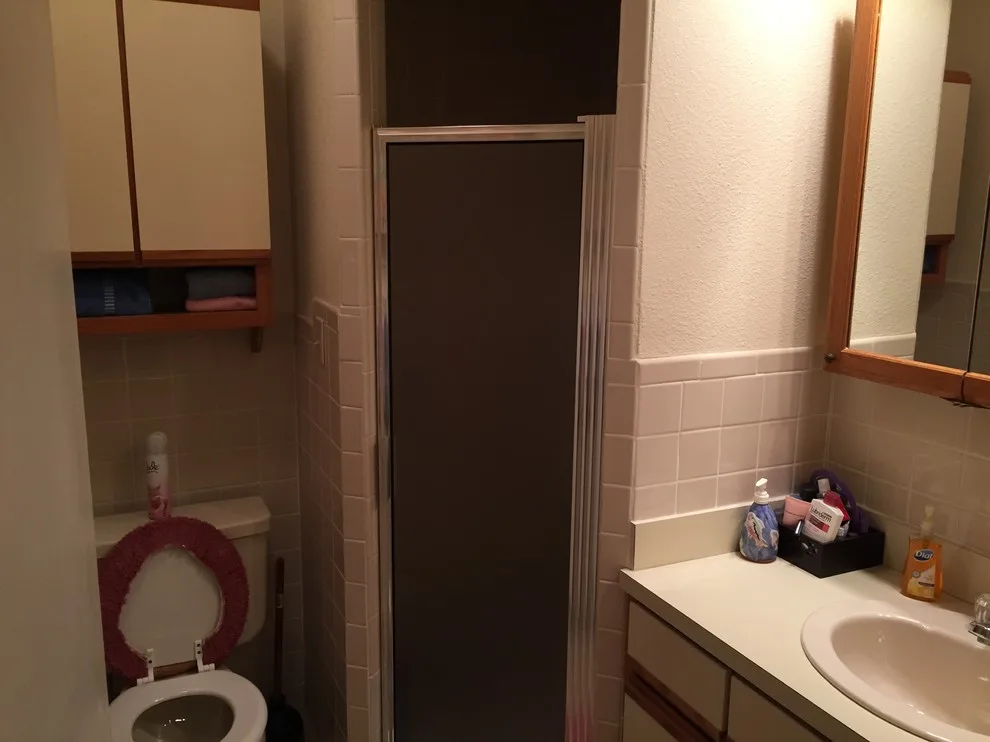 Lakeside Restrooms by Just The Thing Decorating, Staging, And Windows - Photo 44