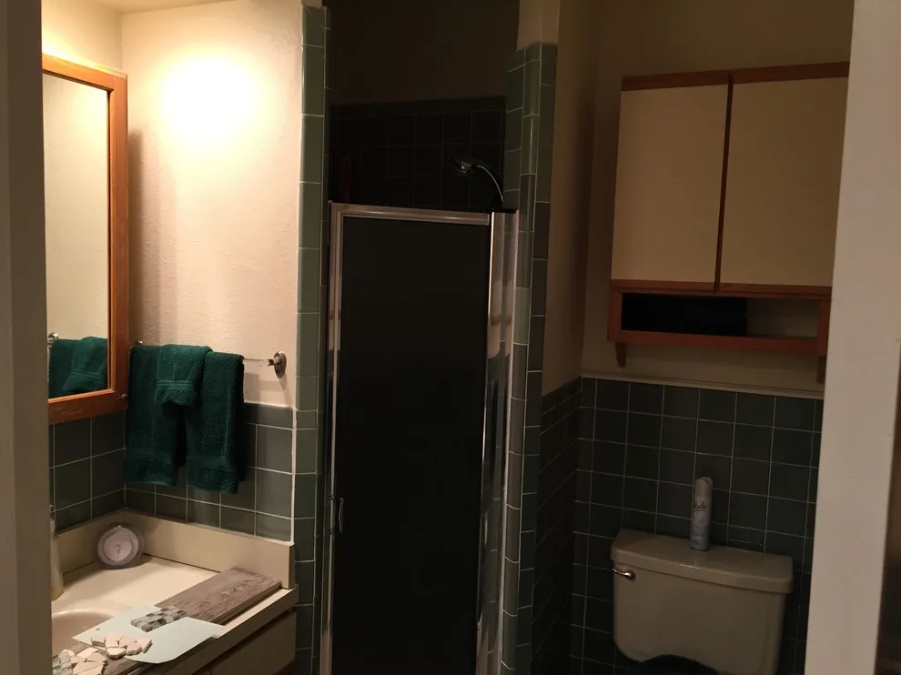Lakeside Restrooms by Just The Thing Decorating, Staging, And Windows - Photo 21