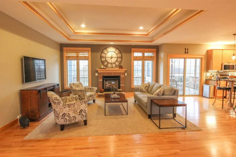 Interior Designs by Laurie Lundgren COLOR & DESIGN - Photo 24