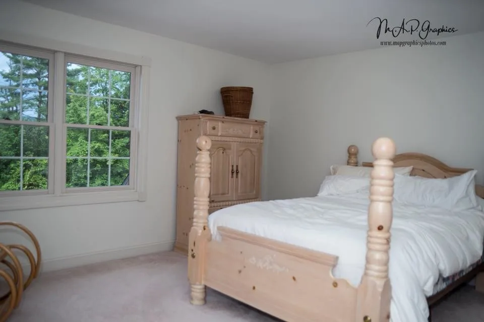 Guest Room in Rotterdam, NY by Drew Koniszewski - Photo 21