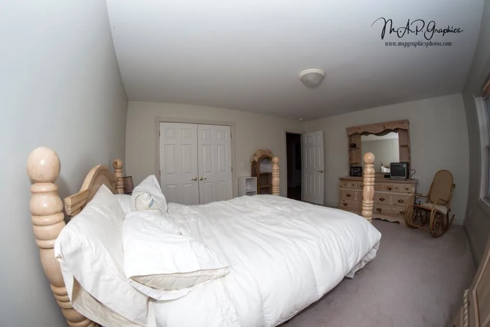Guest Room in Rotterdam, NY by Drew Koniszewski - Photo 3