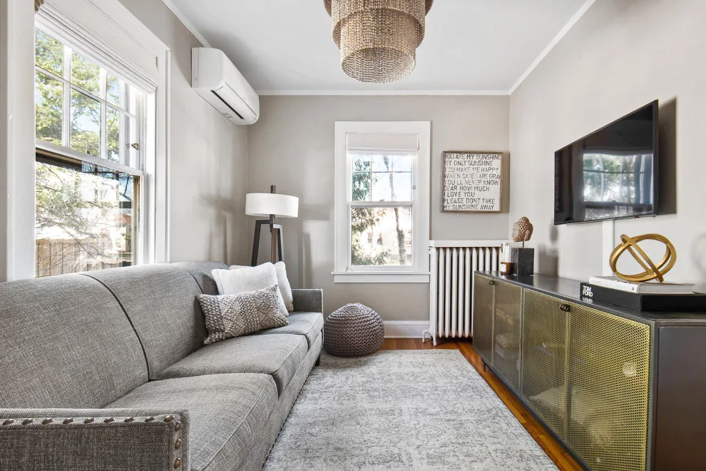 Linden Hills Cottage by Timothy Briscoe Interiors - Photo 19