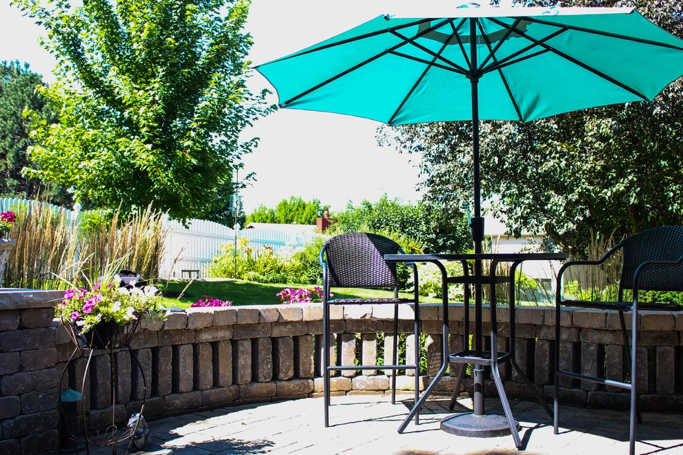 Beautiful Private Garden with Artisanal Design by Groundscapes, Inc. - Photo 2