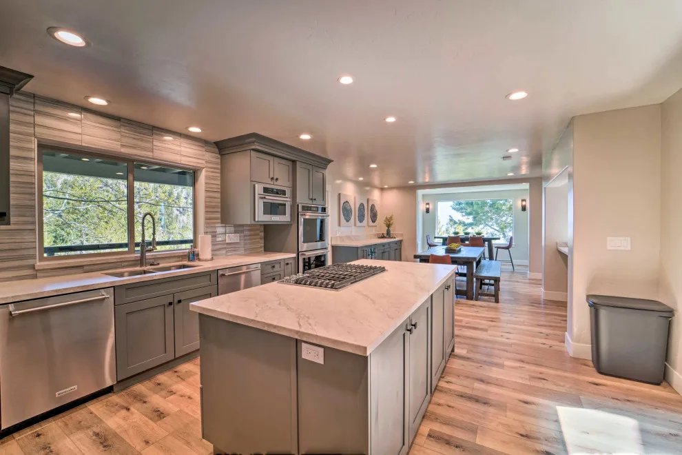 OPULENT MOUNTAIN GETAWAY by Sarah Blackbern Interiors - Photo 10