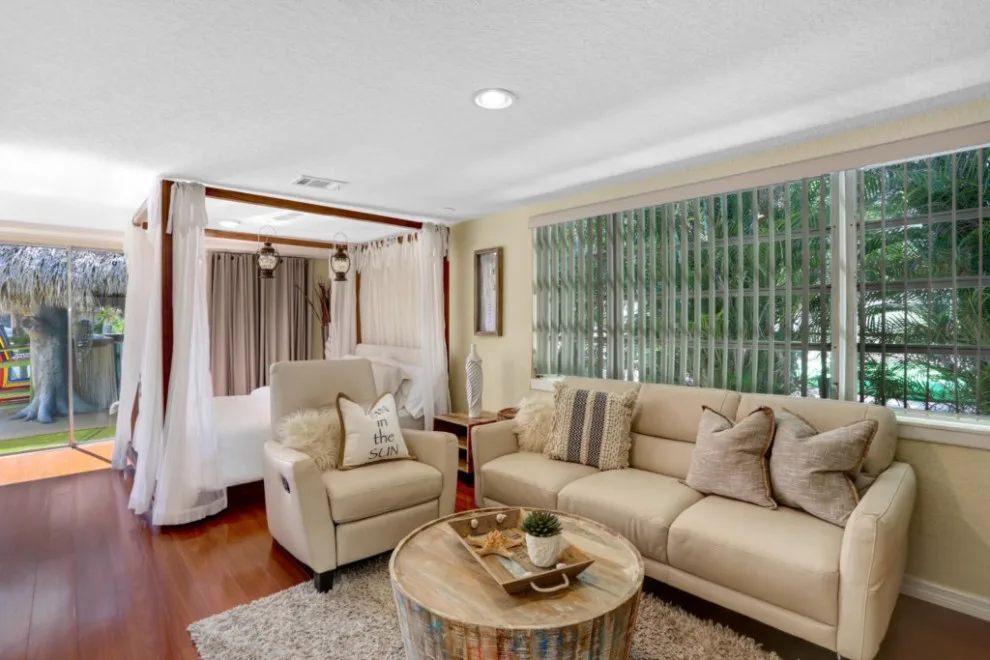 Majestic Villa Getaway by Teri Meagher - Photo 15