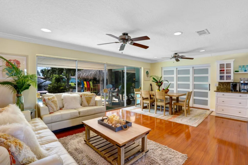 Majestic Villa Getaway by Teri Meagher - Photo 31