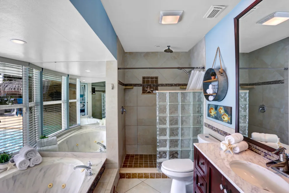 Majestic Villa Getaway by Teri Meagher - Photo 27