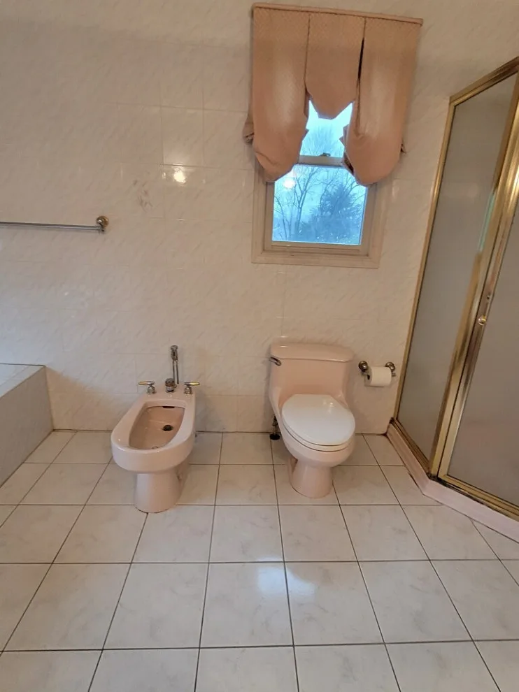 Main Bathroom Renovation by Grayscale Homes - Photo 6