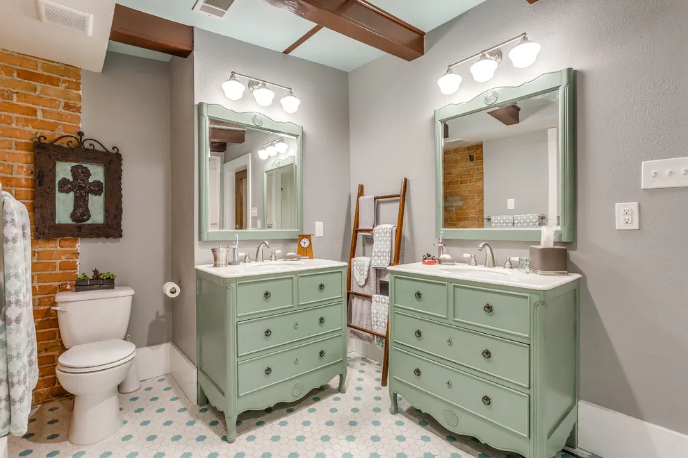 Meadowvale by Mission Accomplished Interior Design & Staging - Photo 45