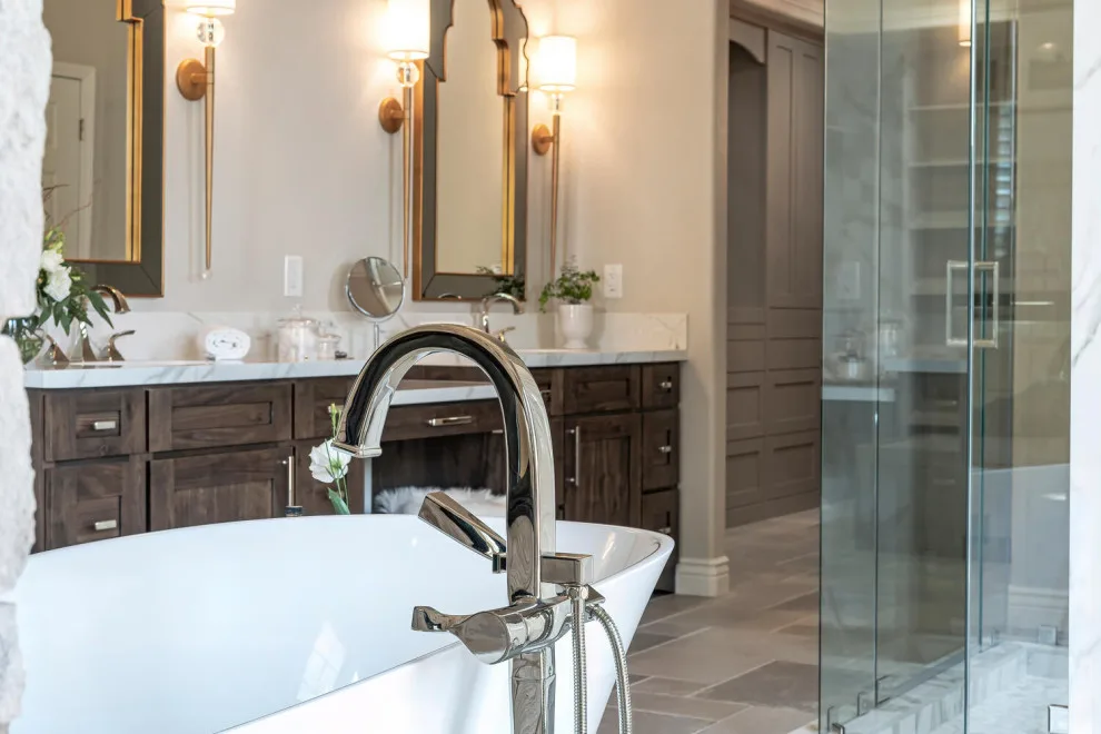 SECLUDED VALLEY PRIMARY BATHROOM & CLOSET by Sarah Blackbern Interiors - Photo 50