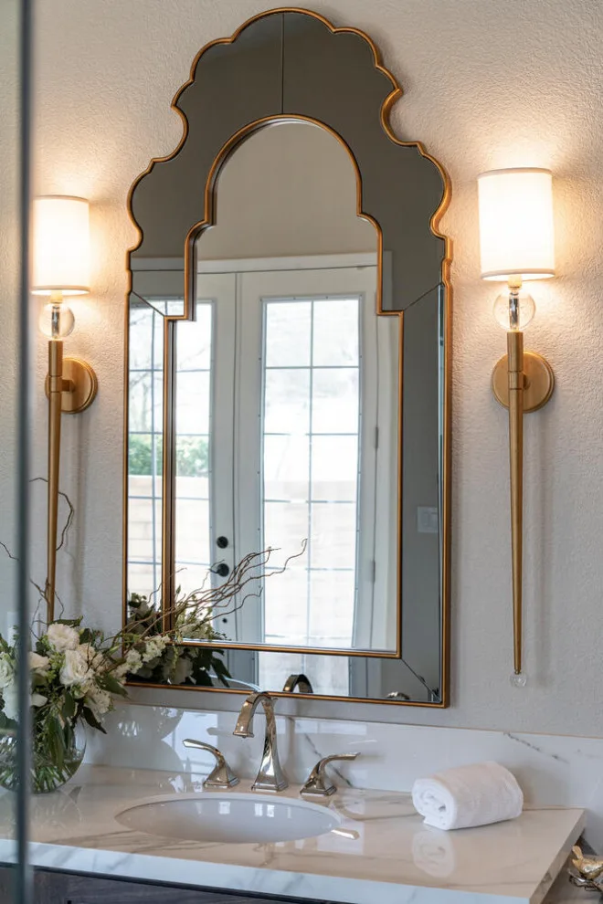 SECLUDED VALLEY PRIMARY BATHROOM & CLOSET by Sarah Blackbern Interiors - Photo 36