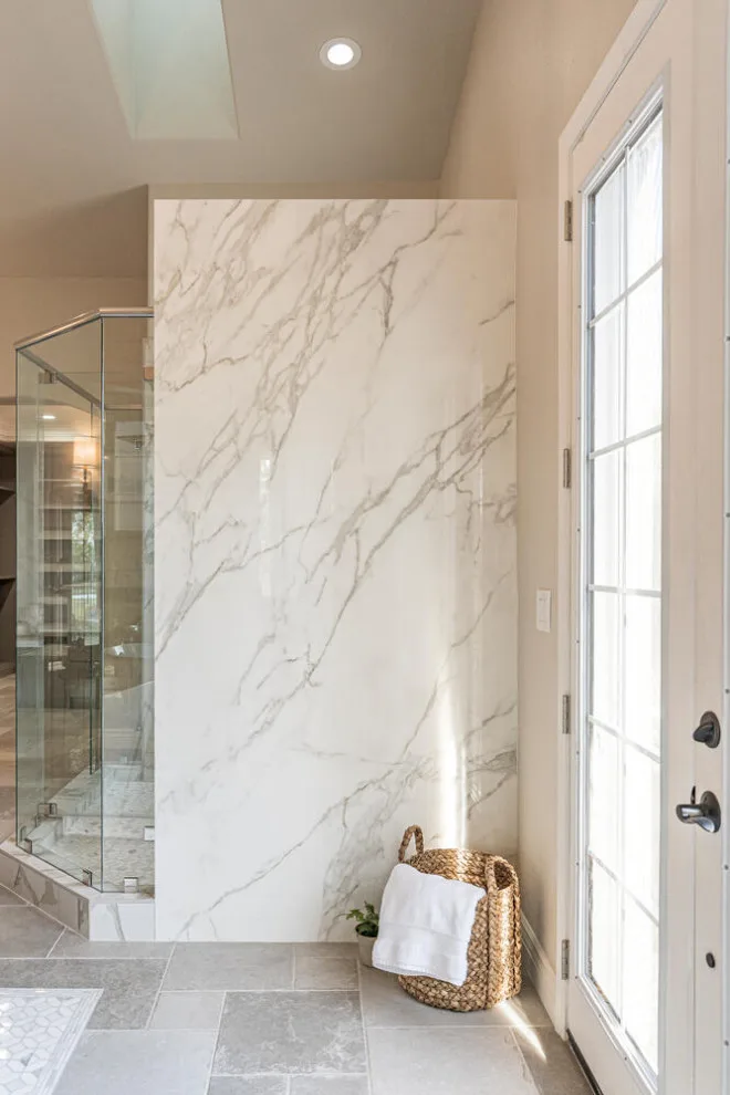 SECLUDED VALLEY PRIMARY BATHROOM & CLOSET by Sarah Blackbern Interiors - Photo 9