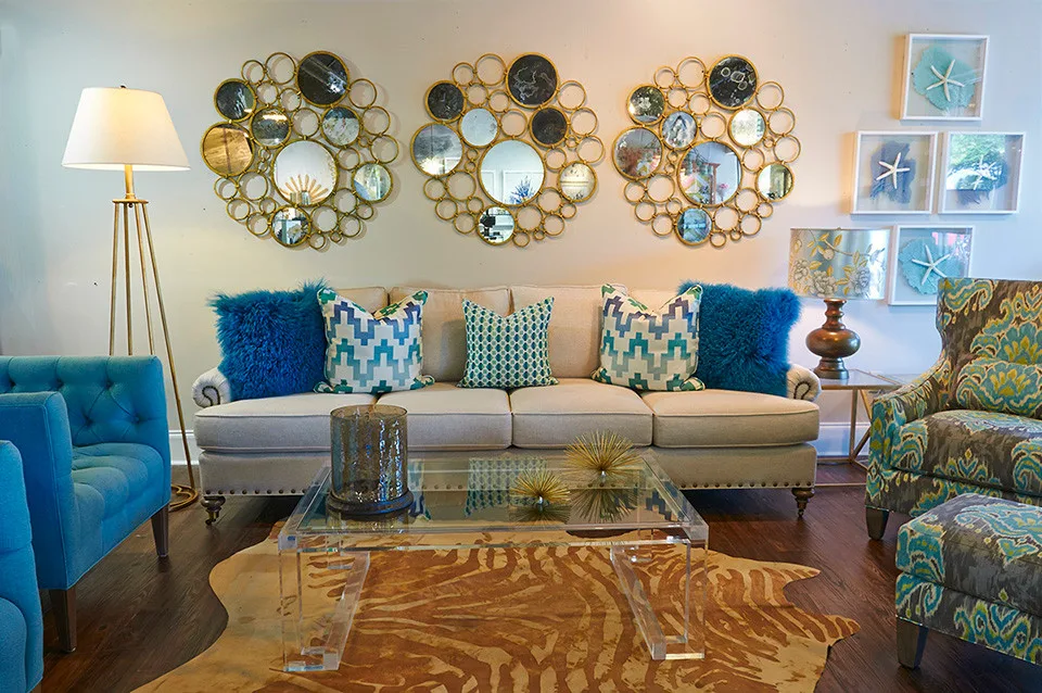 Collection of Works by Mineral City - Photo 8