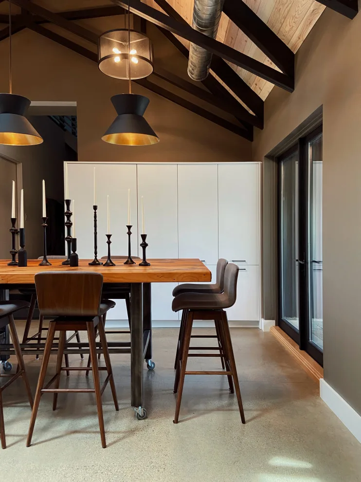 Contemporary Gathering Space by DesignFive, LLC - Steve Shorthouse - Photo 10
