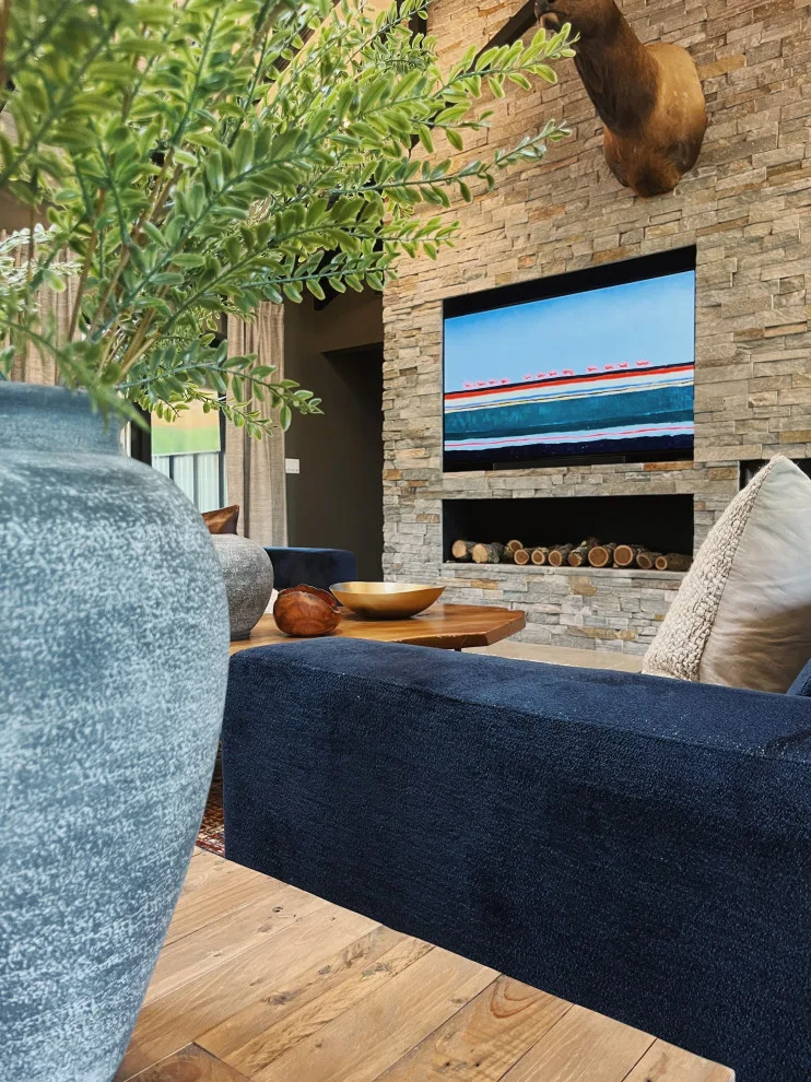 Contemporary Gathering Space by DesignFive, LLC - Steve Shorthouse - Photo 14
