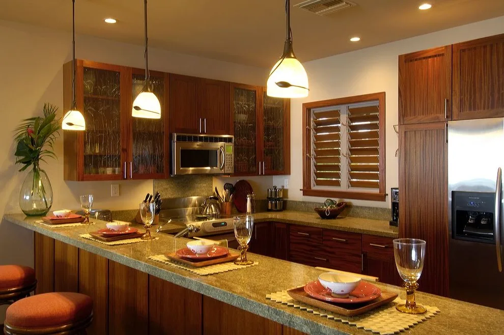 Contemporary Hawaiian Seaside Cottage by Fine Design Interiors, Inc. - Photo 5