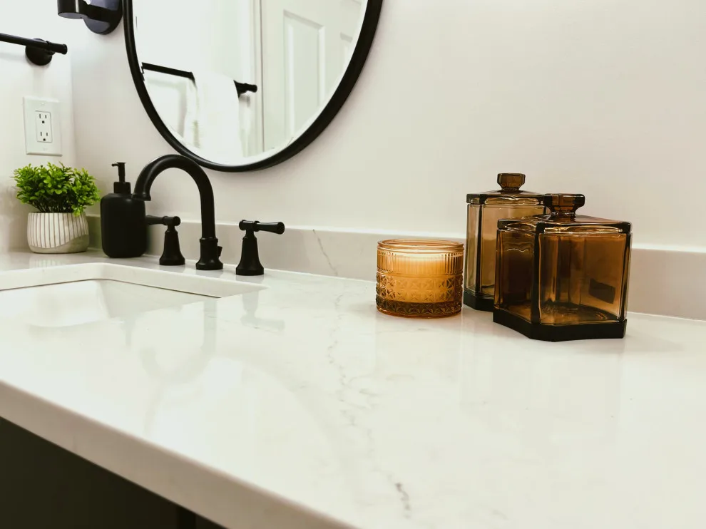 Contemporary Jack and Jill Bathroom by DesignFive, LLC - Steve Shorthouse - Photo 8