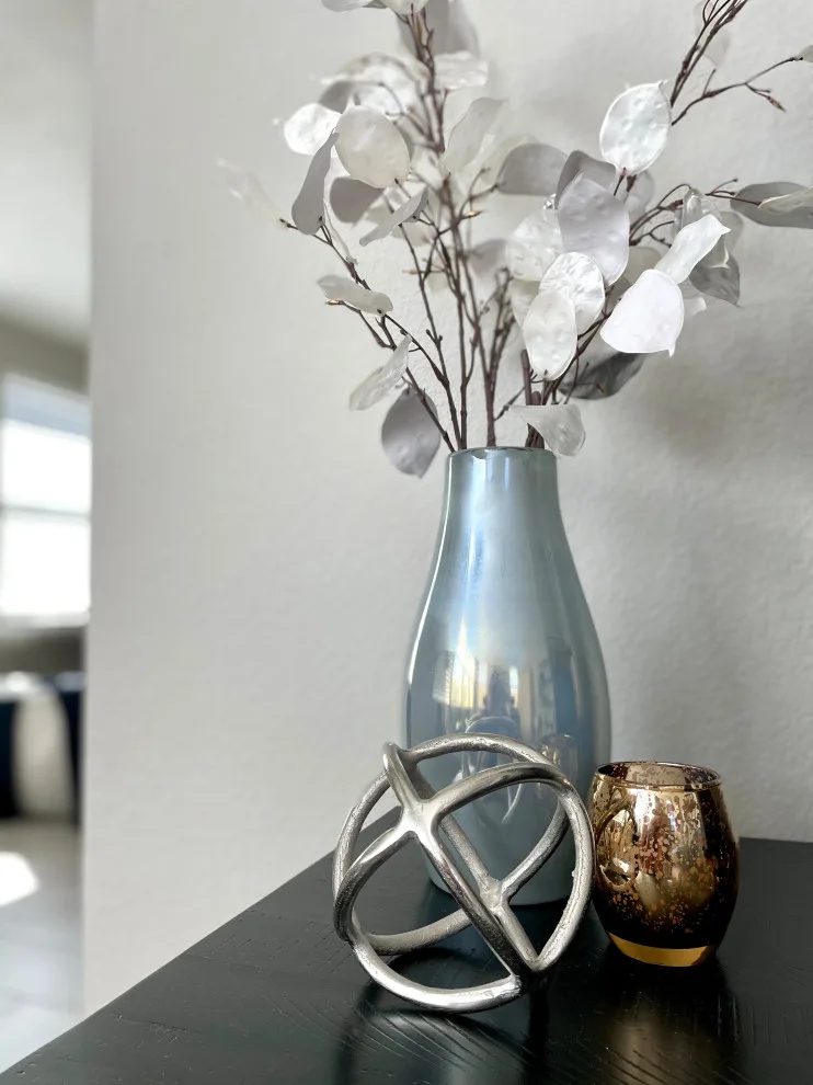 Contemporary Expert by Dwell - Photo 3