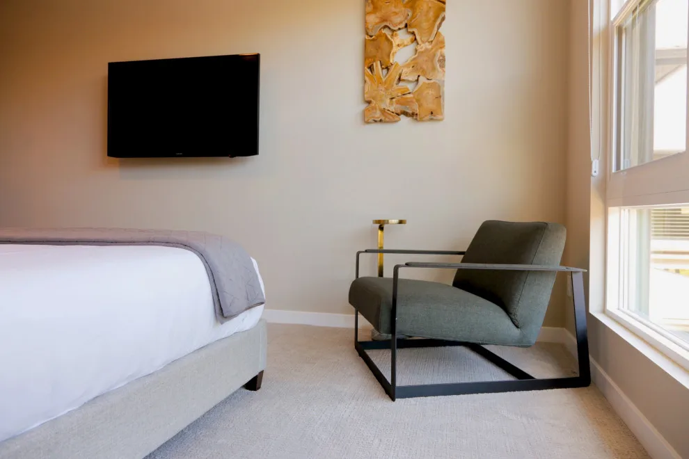 Objective by Acacia + Spruce - Photo 8