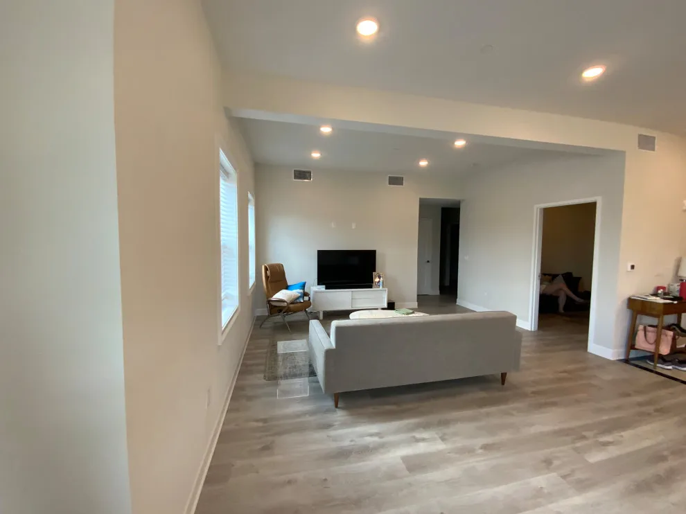 Mid-Century Modern Apartment Upgrade by Grayscale Homes - Photo 13